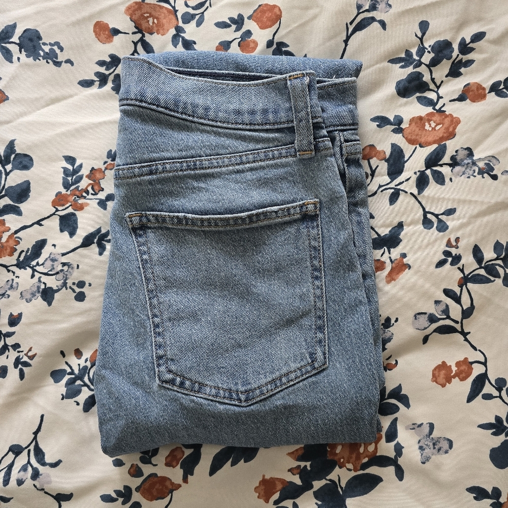 Gap 90's Straight Leg Jeans